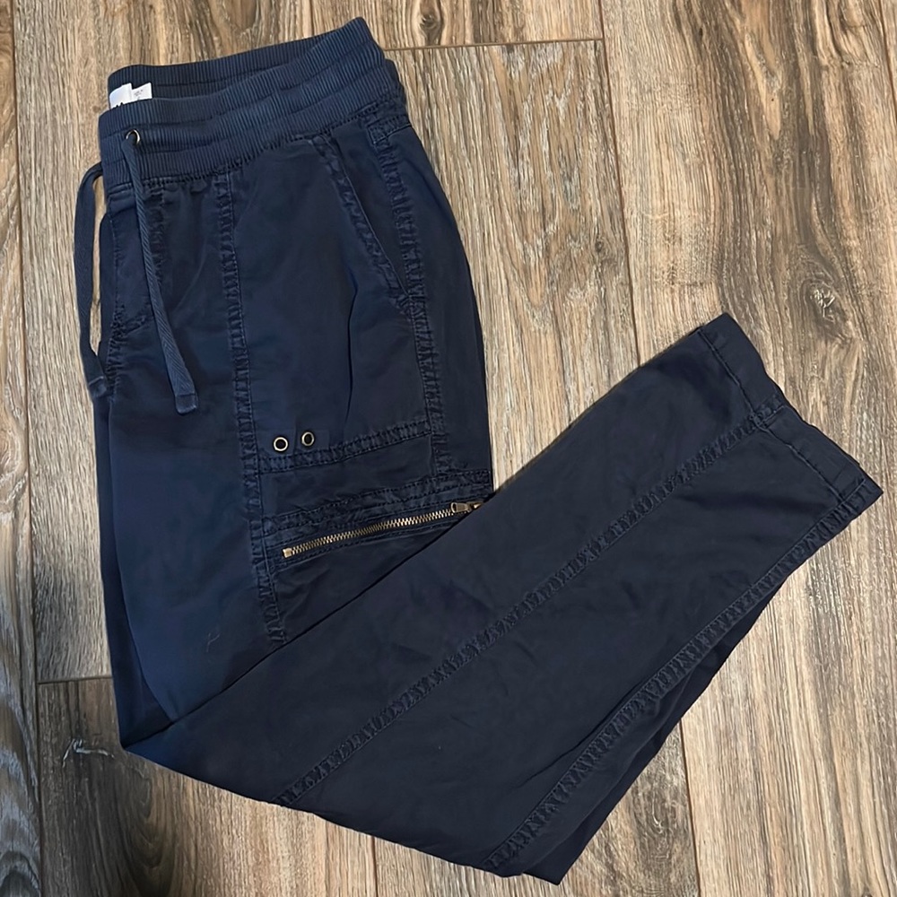 EUC Sonoma Navy Blue Capris, Size 6